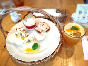 カフェでスイーツ☆