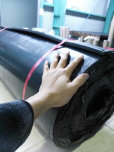 厚さ10mmゴムシートの重さは驚異的