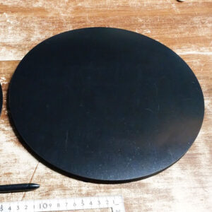 【ゴムシート加工事例】ゴムマットを丸く、薄く、早く、切る！