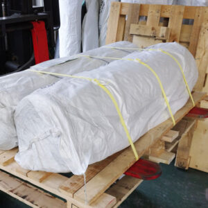 【ゴムシート パレット出荷】ゴムを切って、梱包して、トナミ運輸さんで出荷！