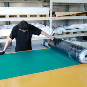 静電気防止効果のある作業台ゴムマット 画像