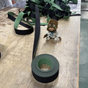 陸上競技の練習用に開発したラインゴム